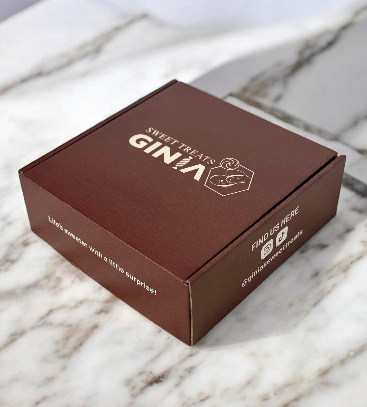 Little Halal Mystery Box - Ginia`s Sweet Treats