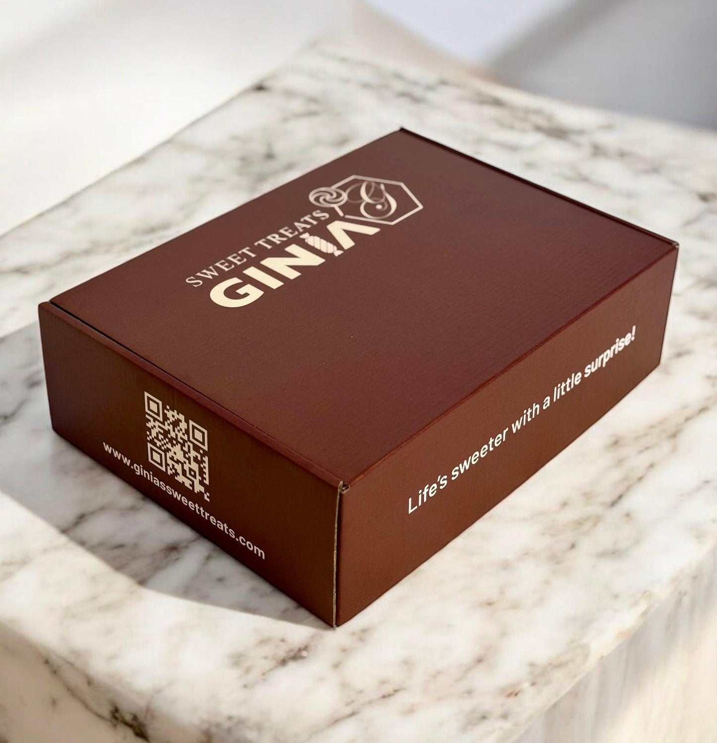 Royal Halal Mystery Box - Ginia`s Sweet Treats